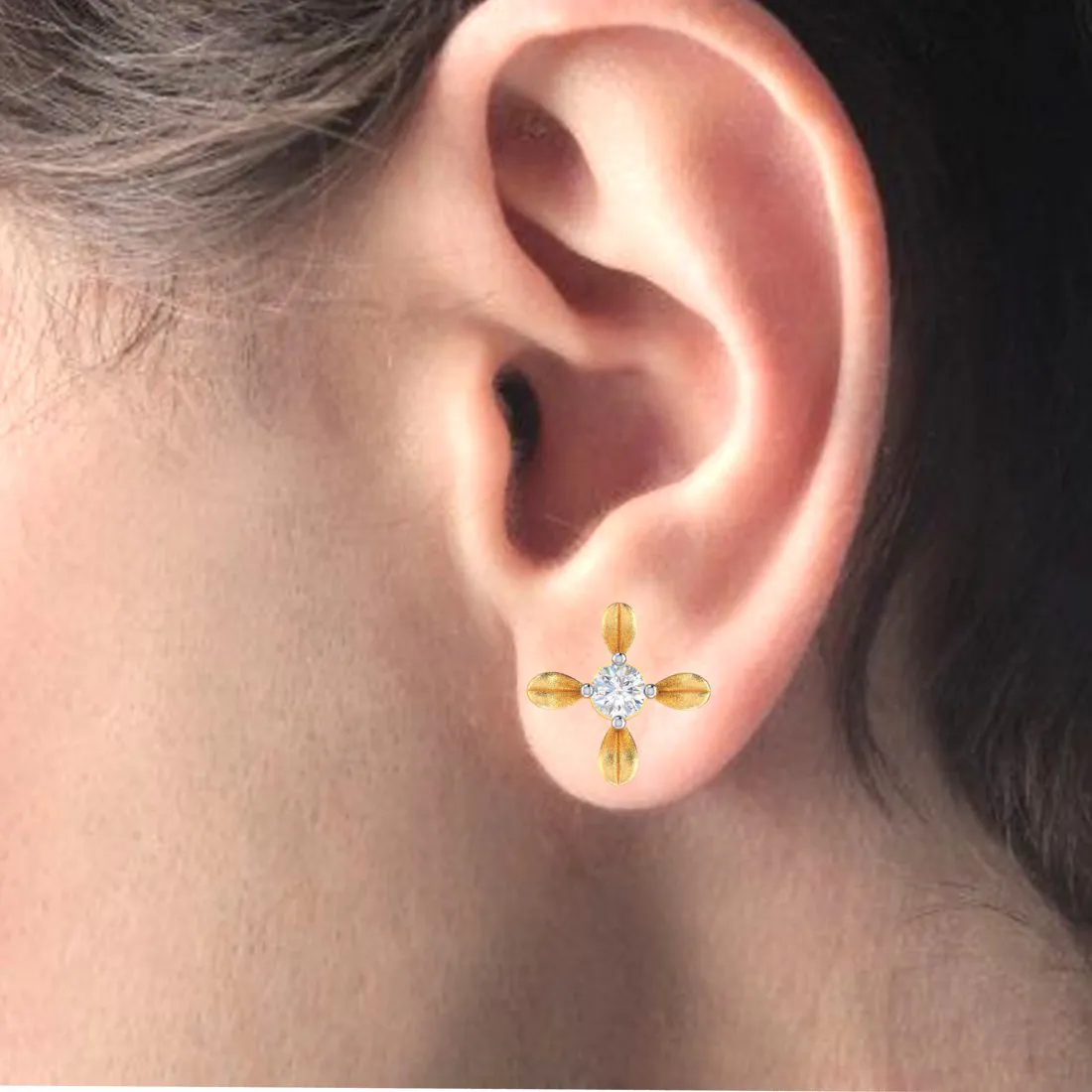 14k Gold Earrings With 4 Petal Floral Designed And American Diamond