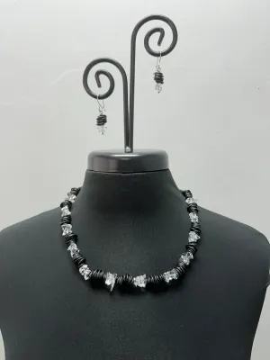 20.5” Black Holly Necklace