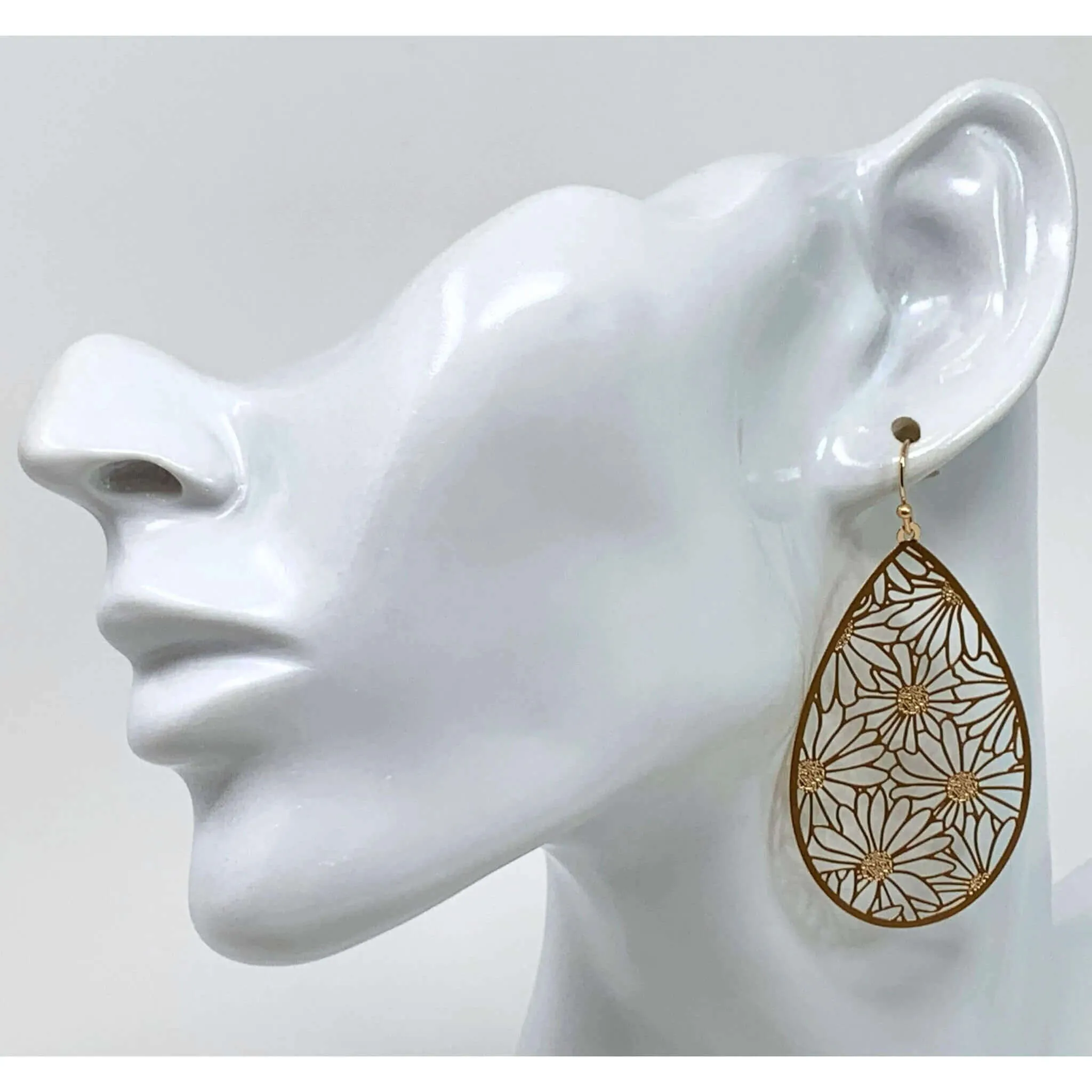 Daisy Teardrop Earrings: Gold & Silver Designs