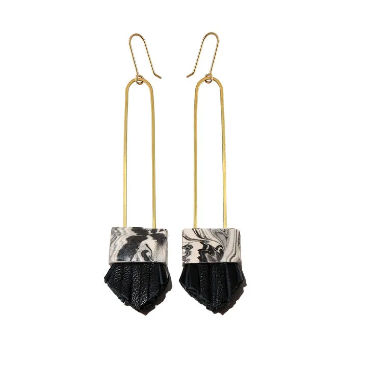 Hechizo - Regalo Long Earrings - Black Swirl