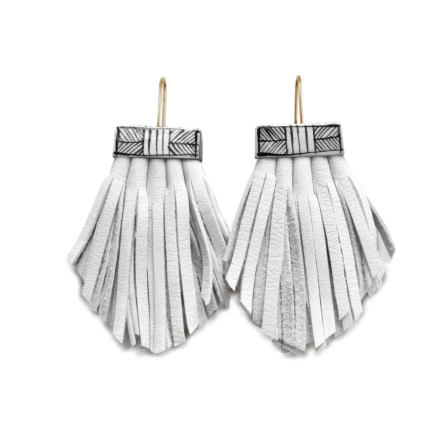 Hechizo - Tassel Cage Earrings - White