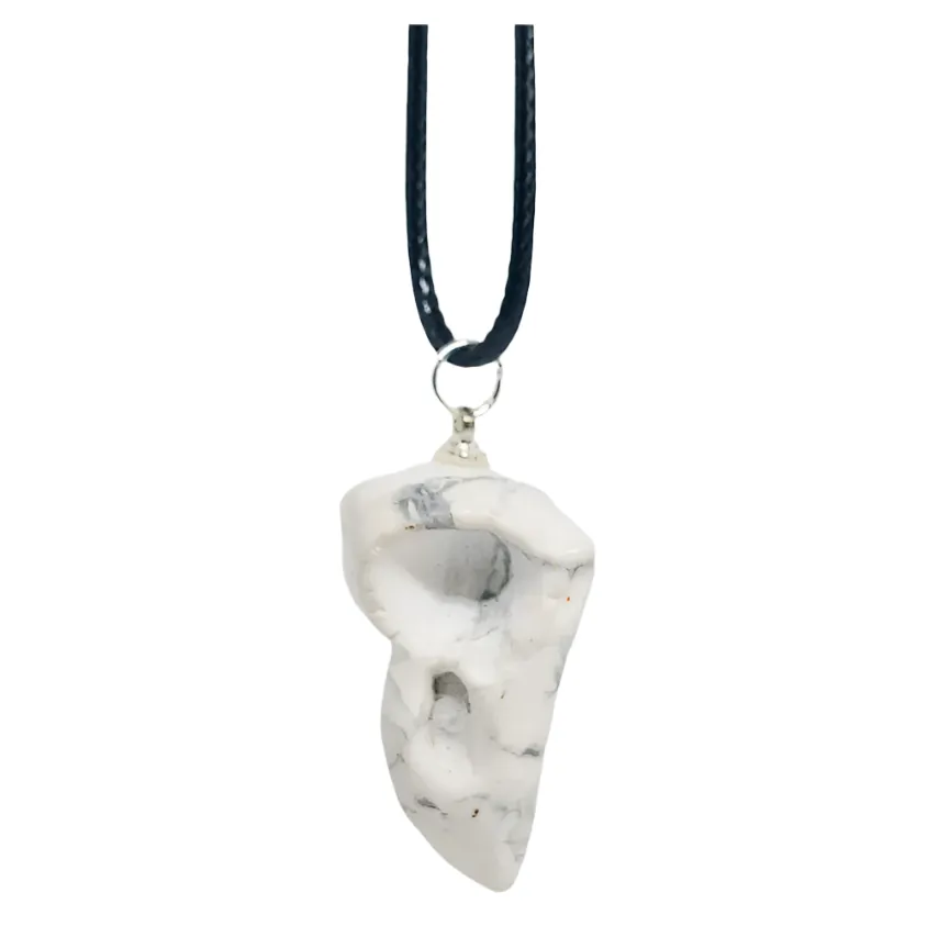 Howlite Crystal Raven Skull Pendant Necklace