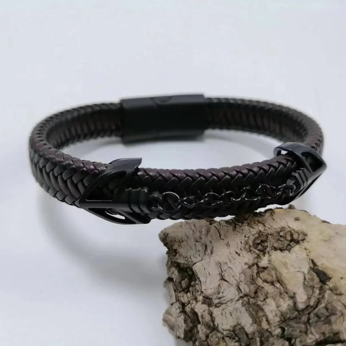 Men's Vintage Punk Leather Bracelet – New Design