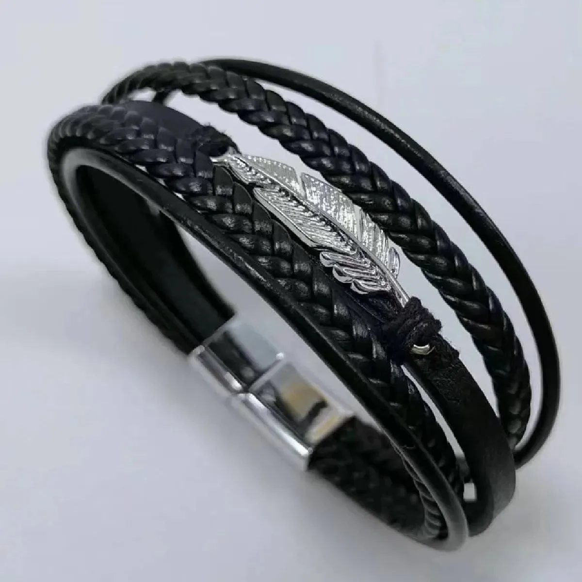 Men's Vintage Punk Leather Bracelet – New Design