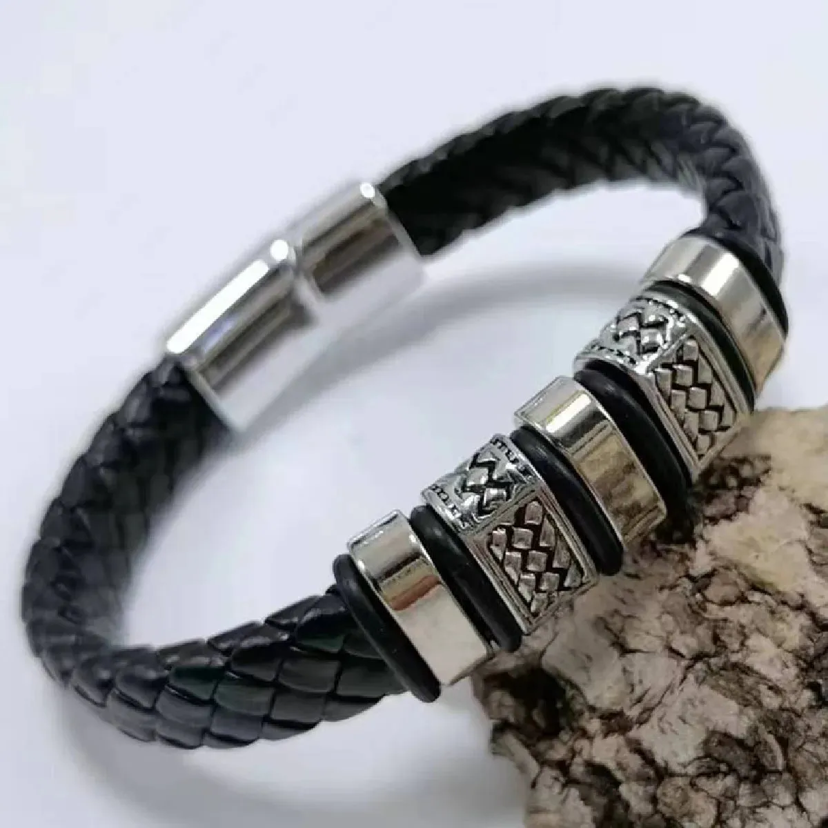 Men's Vintage Punk Leather Bracelet – New Design