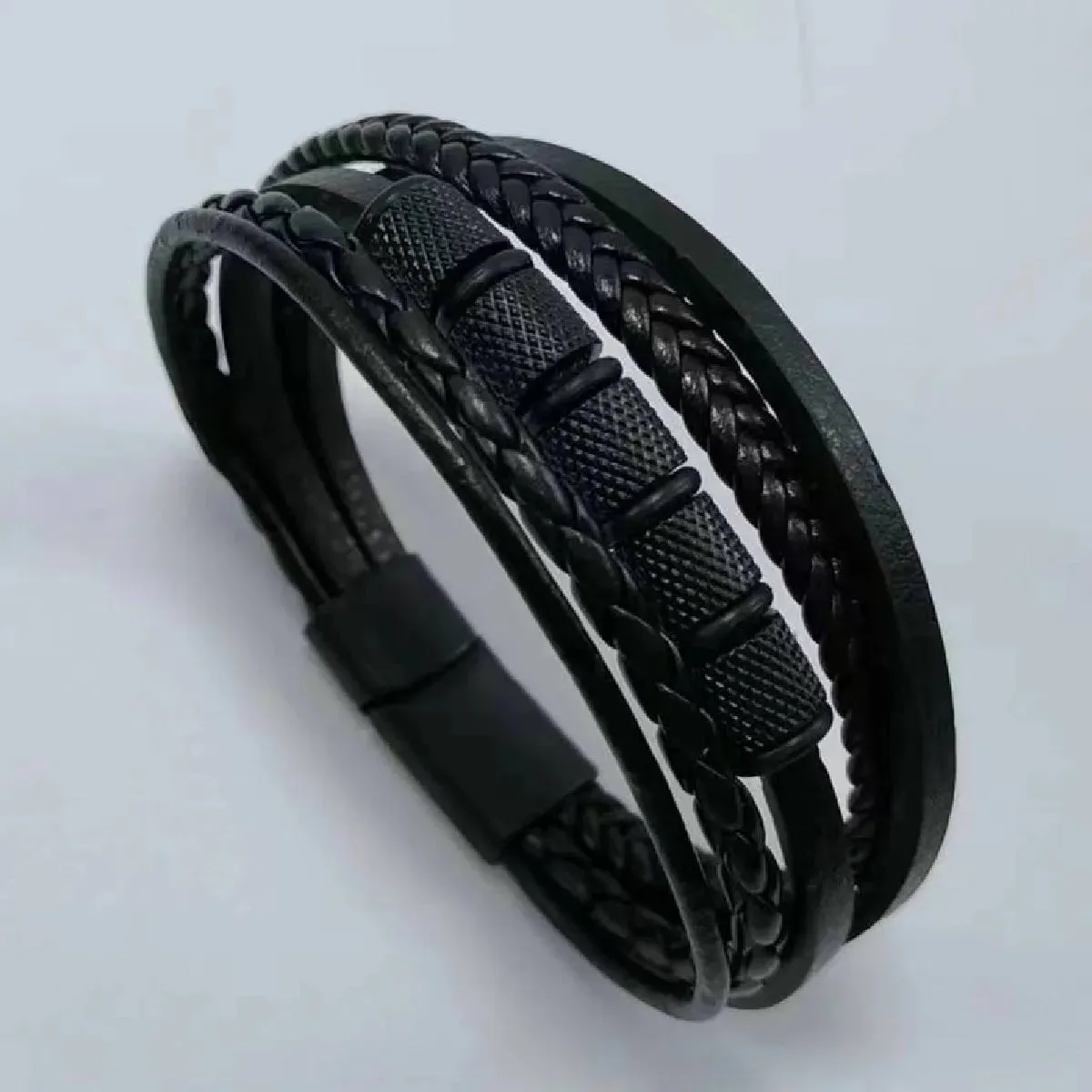 Men's Vintage Punk Leather Bracelet – New Design