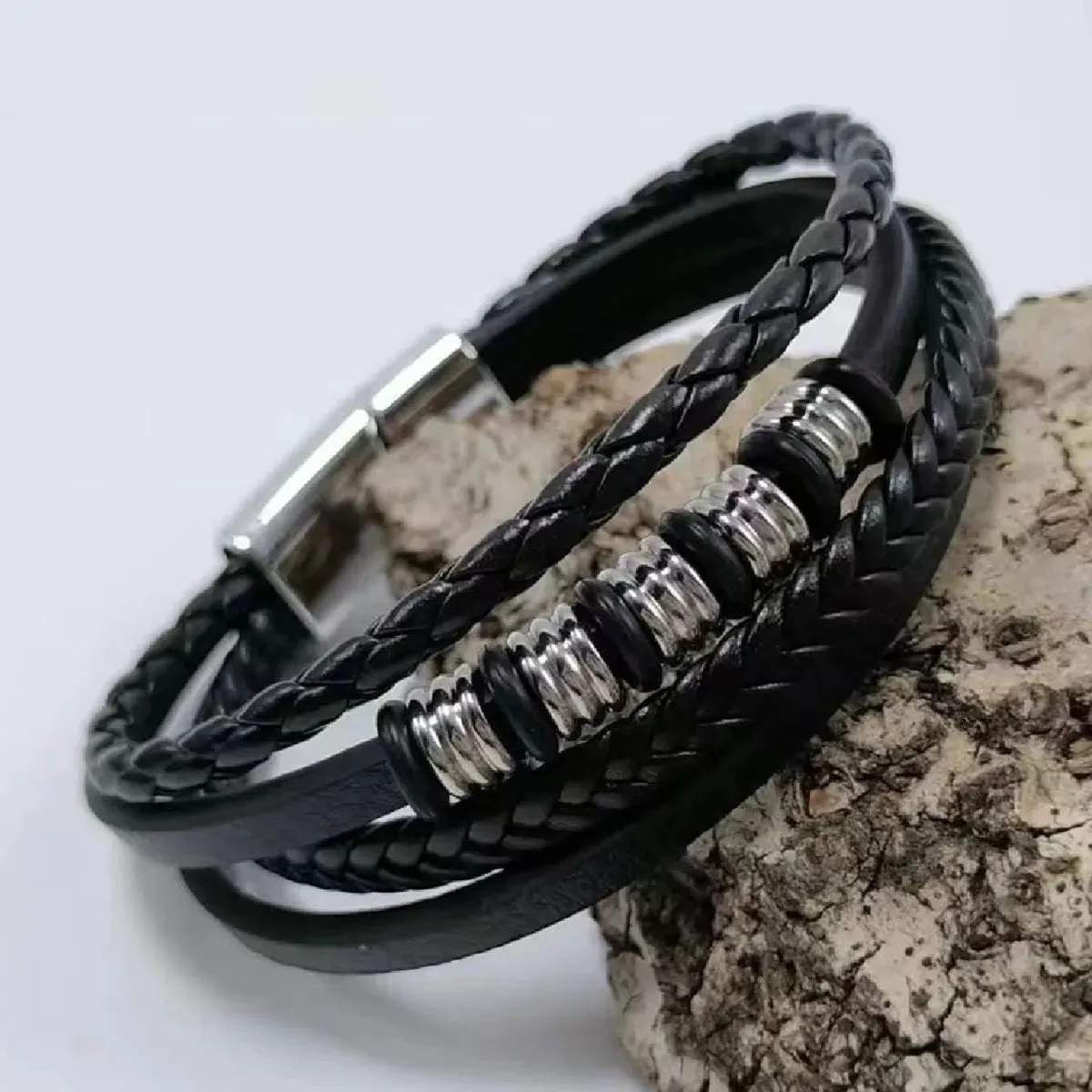 Men's Vintage Punk Leather Bracelet – New Design