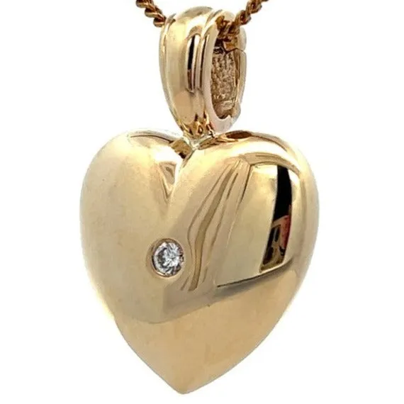 "Valentine's Spark: 10K Gold Single Diamond Pendant"