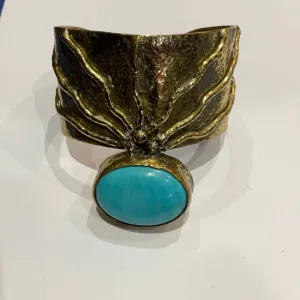 Secretly Posh Turquoise And Gold Cuff/Bracelet