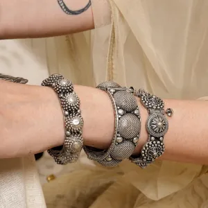 Teejh Jaasritha Stacked Bracelet set