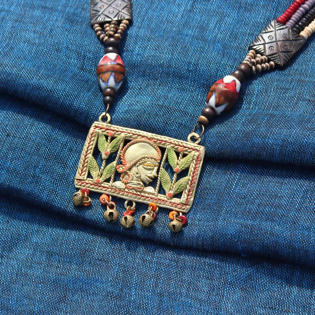 'Tribal Queen Carved' Bohemian Brass Necklace Handcrafted In Dhokra Art (Matinee)