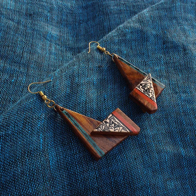 'Twisted Tribal Warli' Bohemian Earrings Hand-painted In Warli Art (Sheesham Wood)